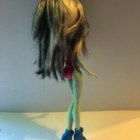 Monster High Frankie Stein HOW DO YOU BOO? GHOUL SPIRIT Doll - Picture 6 of 8